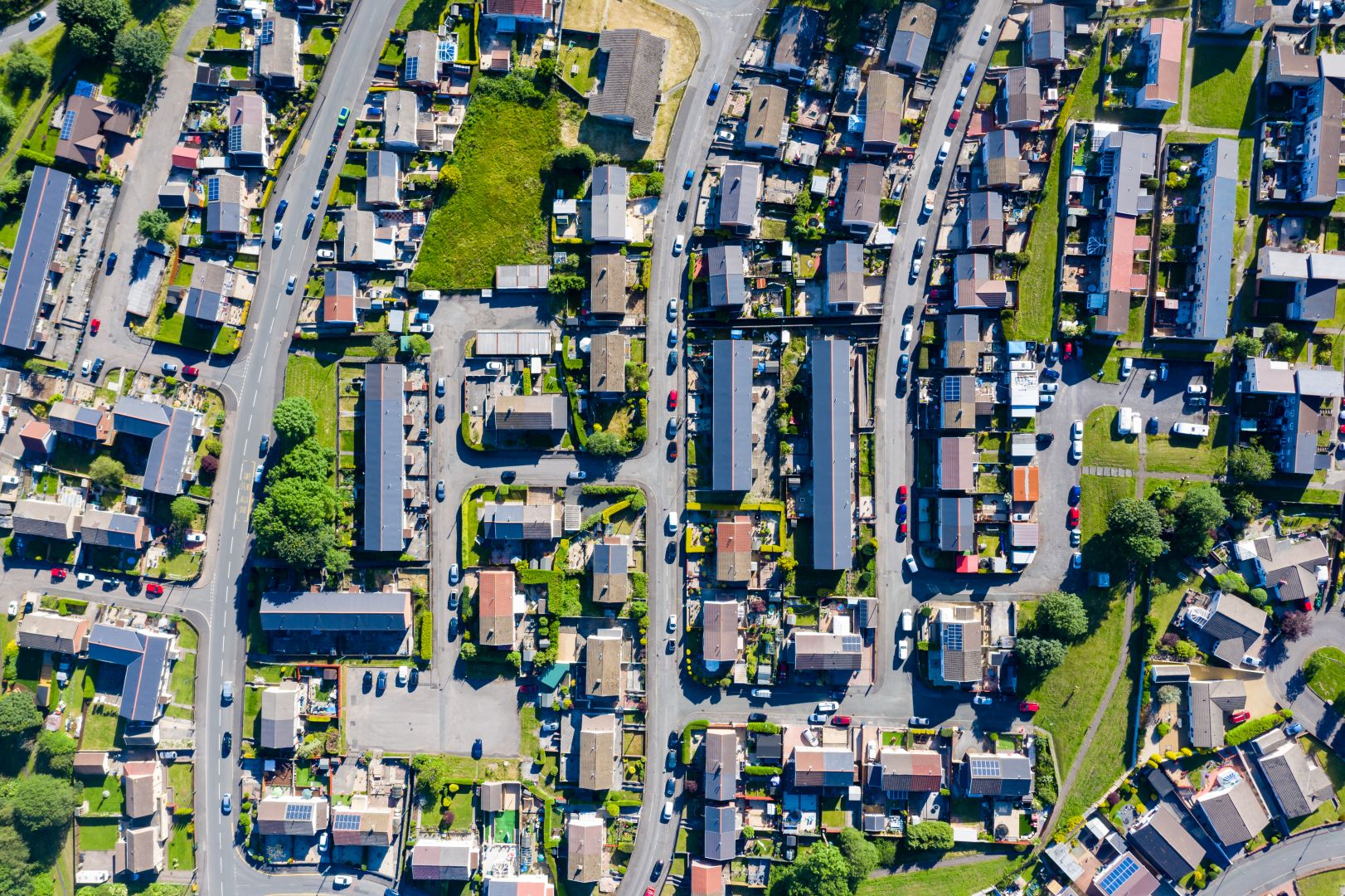 People are skydiving