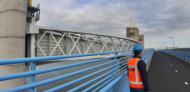 Inspectie Hartelkering door Corné Klem 650.jpg