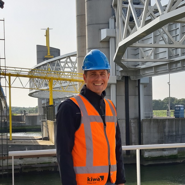 Inspectie Hartelkering met Corné Klem.jpg